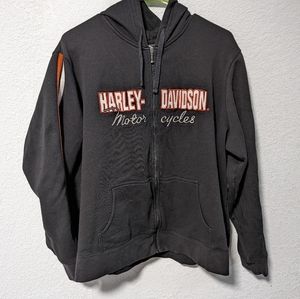 Woman Harley-Davidson hoodie.